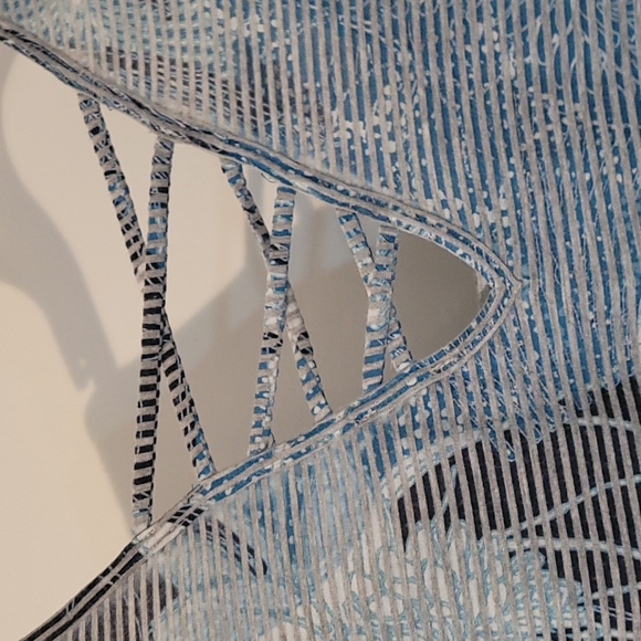 Avenue top - Picture 3 of 5